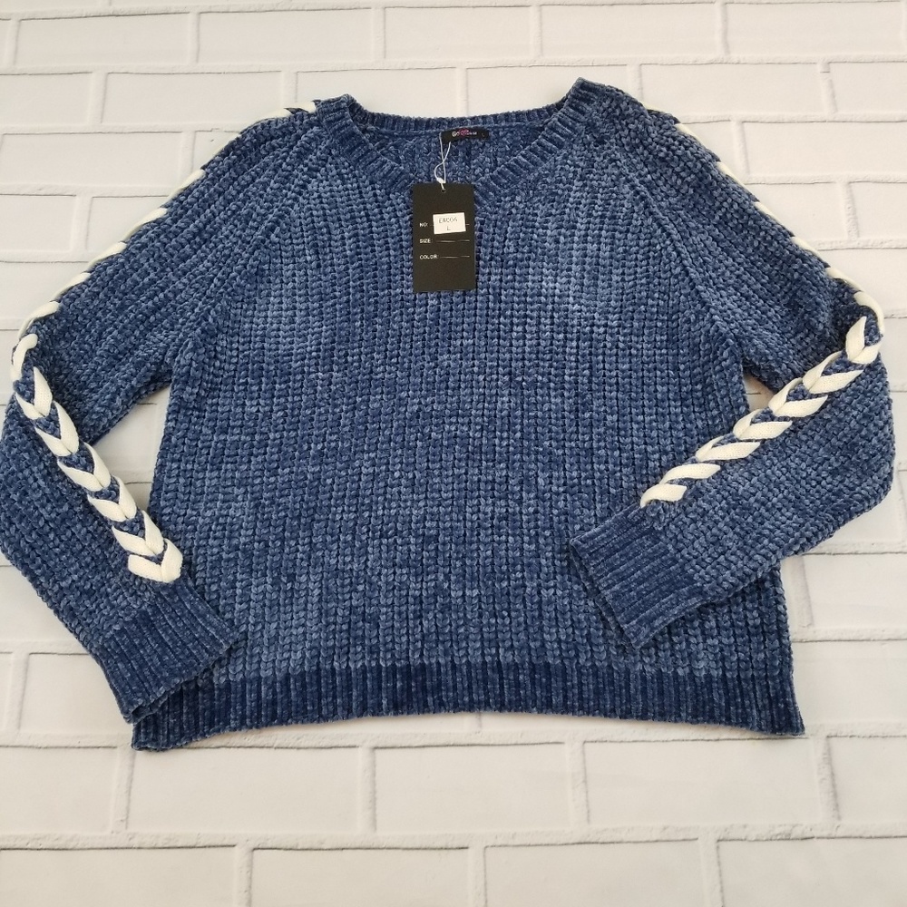 Gee Gee Shoe lace Sleeve Sweater - Picture 3 of 7